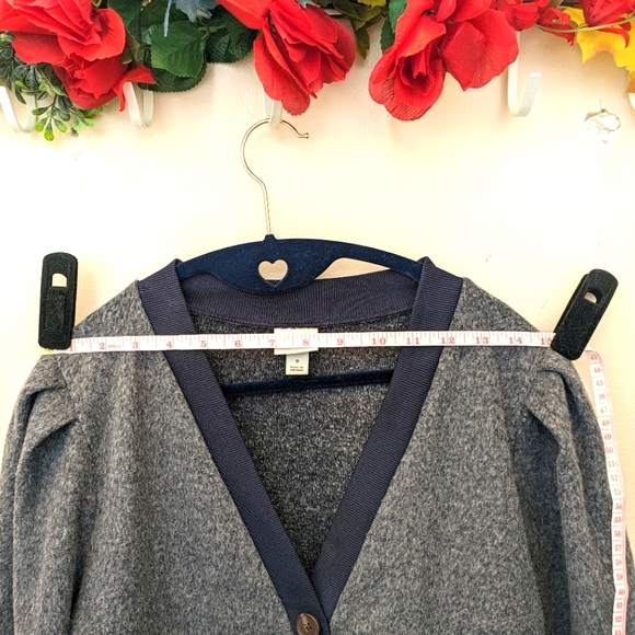 Cardigan - Picture 3 of 5